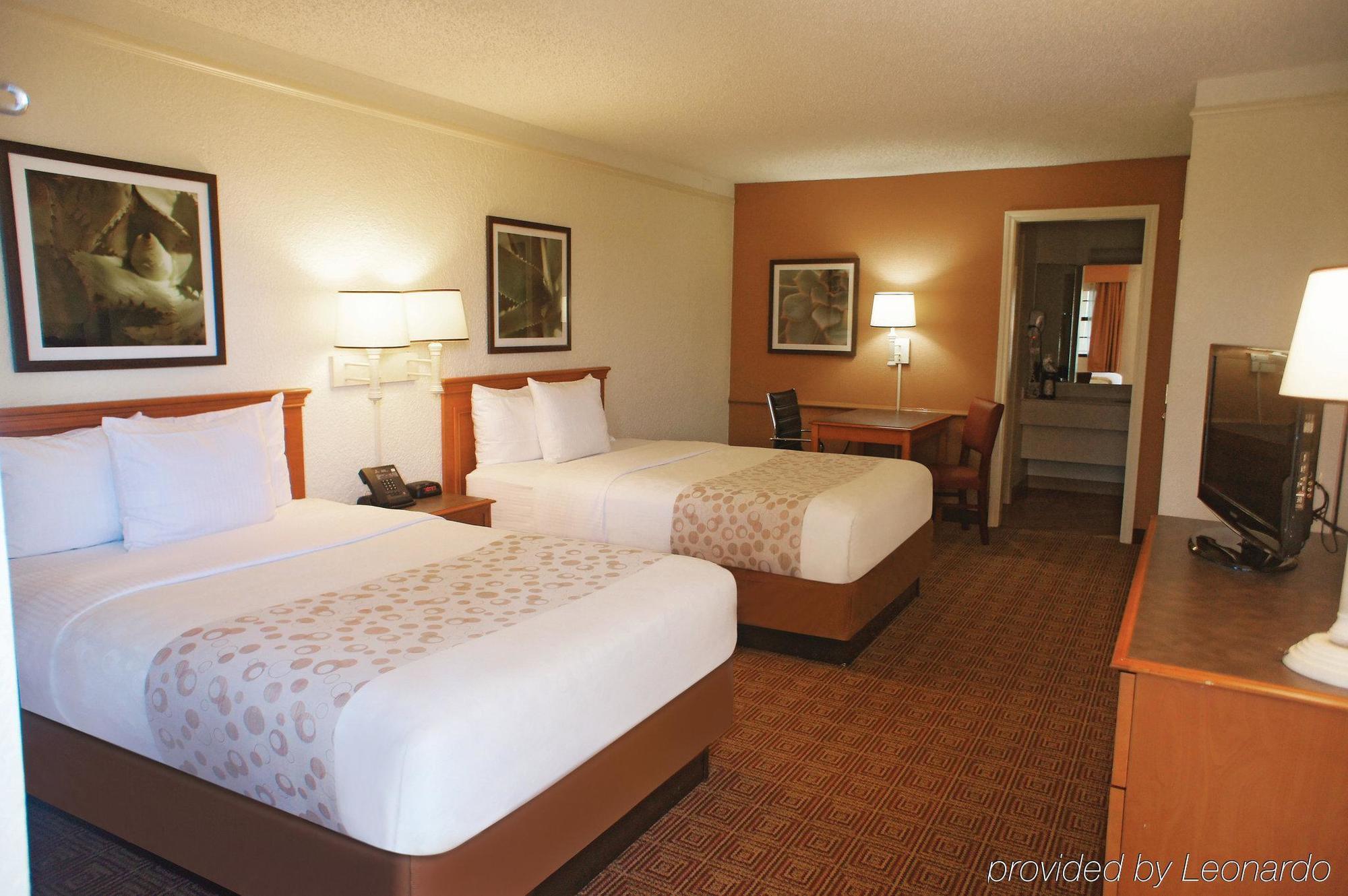 Travelodge By Wyndham Houston Cy-Fair Exteriör bild